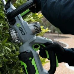 Pack Taille-haies Arbustes Batterie Et Chargeur Inclus Lamier 51cm Ego Ht5100e 9 Pack Taille-haies Arbustes Batterie Et Chargeur Inclus Lamier 51cm Ego Ht5100e -Ryobi Jardin Boutique 63503ef33dedb2.51511490