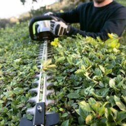 Taille-haie Sur Batterie Ego Power Lithium Ion 56v Ht6500e Lame 65cm 10 Taille-haie Sur Batterie Ego Power Lithium Ion 56v Ht6500e Lame 65cm -Ryobi Jardin Boutique 6357d750a7a441.84274220