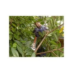 Black & Decker Taille-haie 550w Lame 60 Cm Black + Decker Behts 451+c285 Lame Double Coupe Double Interrupteur -Ryobi Jardin Boutique 6477ea4a77e9b4.74800830