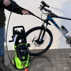 Pack Nettoyeur Haute Pression Eziclean® Hydroforce 165 + Solution Nettoyante Universal -Ryobi Jardin Boutique 648ce27c2537b8.22473919